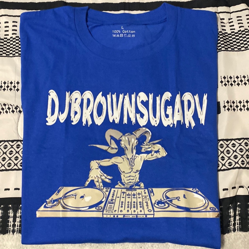 DJ BROWNSUGARV LOGO TEE